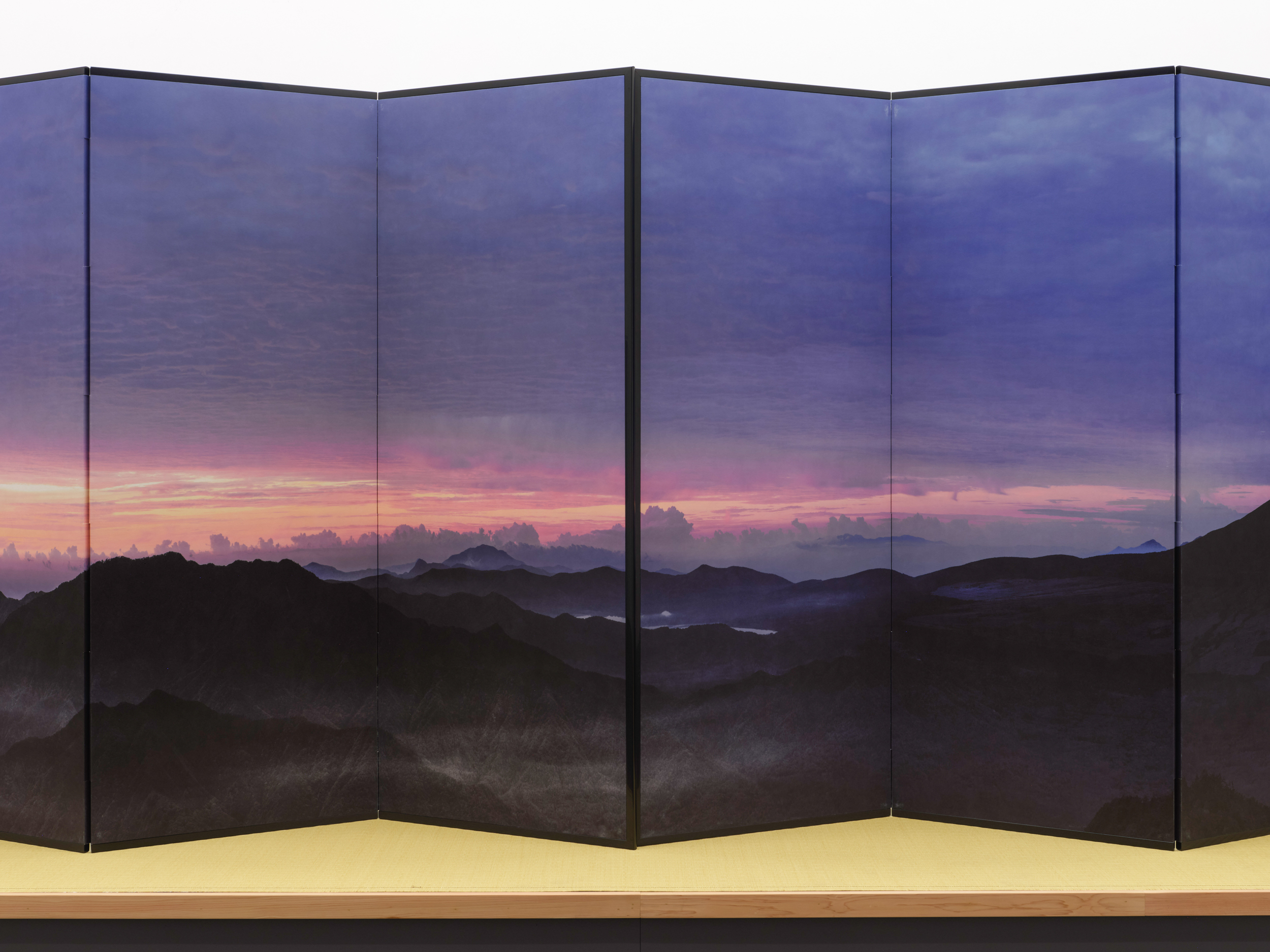 Color image of a folding screen with a color panoramic image of Mount fuji
